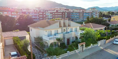 V0326 - Carrer Llastres n.24 . M. Playa . Montroig