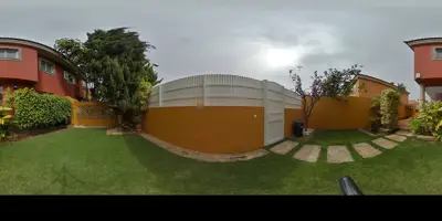 chalet con jardín en costa de Telde