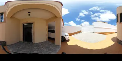 Chalet independiente con piscina y vistas